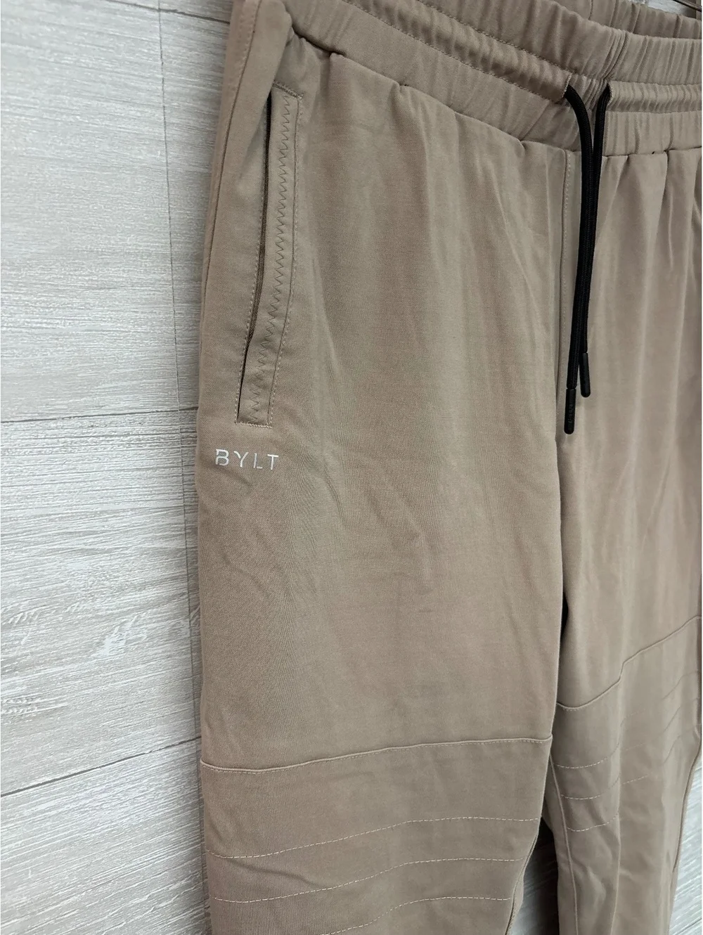 * | BYLT | elite jogger. Size M.